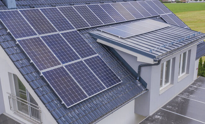 Hybrid Rooftop Solar System: Benefits, Working & Installation